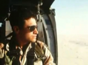 28-army-guy-plane-bt